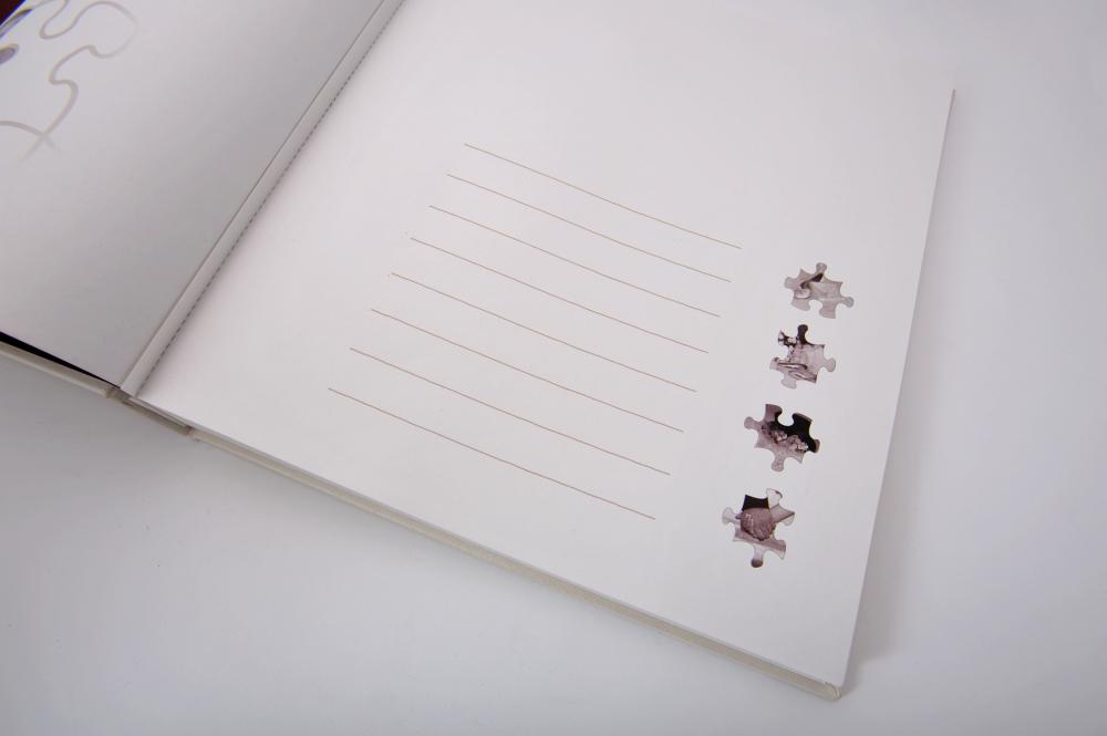 Puzzle Wedding - 28x30,5 cm (60 Valkoista sivua / 30 lehte)