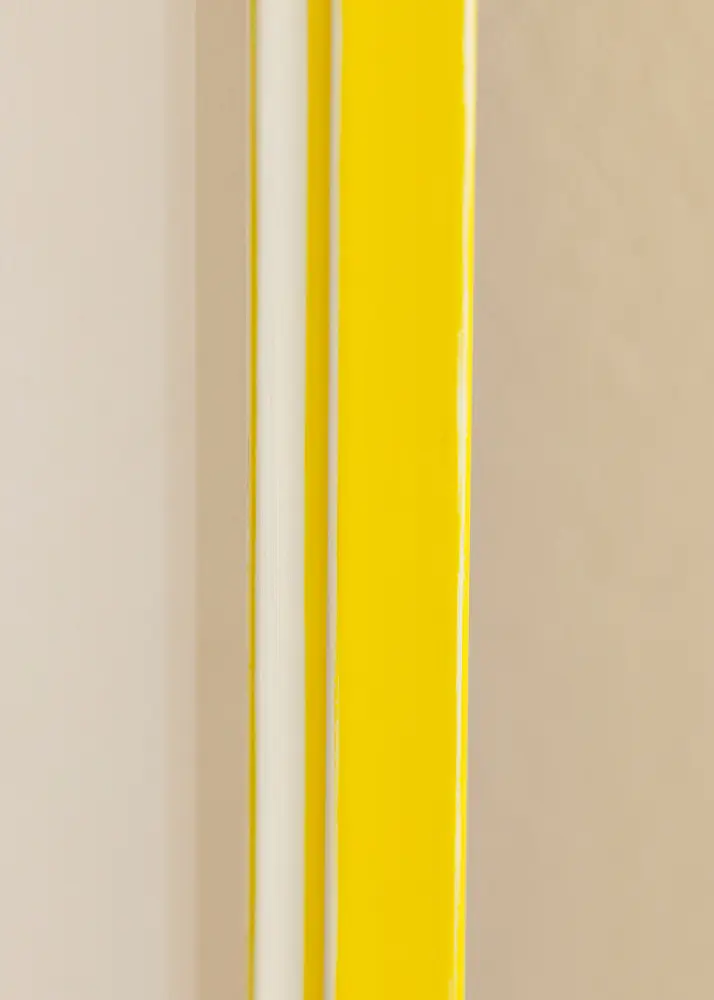 Kehys Diana Keltainen 56x71 cm - Passepartout Valkoista 48x60 cm