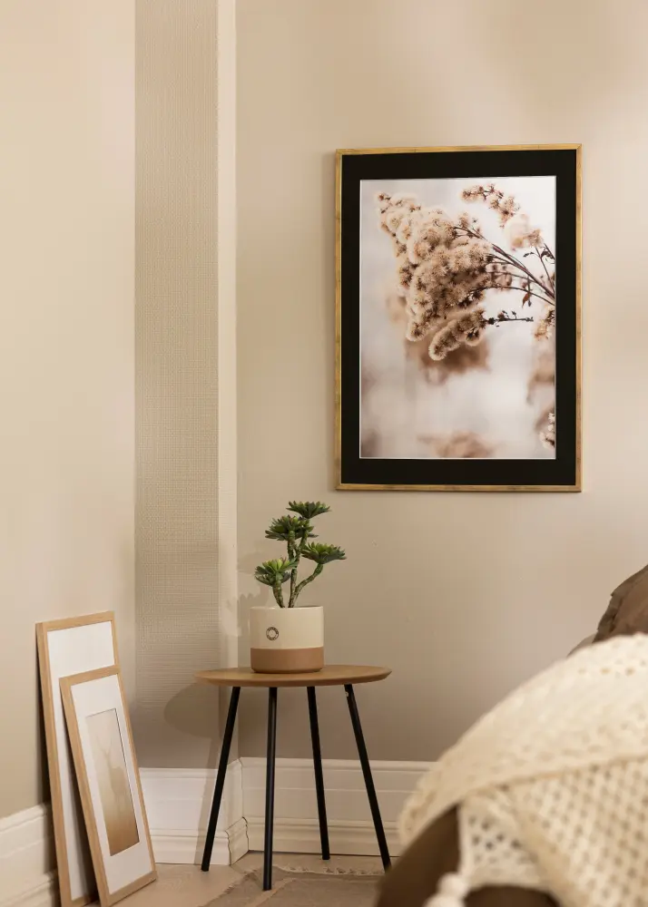 Kehys Galant Kulta 50x70 cm - Paspatuuri Musta 42x59,4 cm (A2)