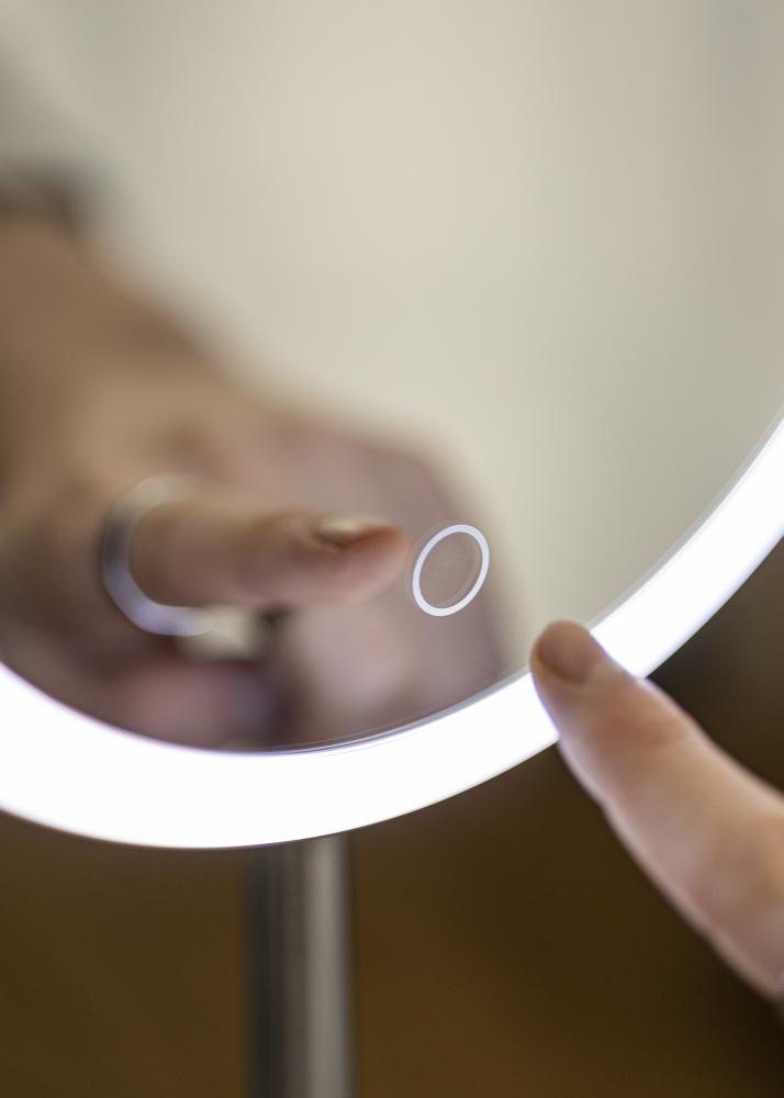 KAILA Meikkipeili Pillar LED Magnifying 20 cm Ø