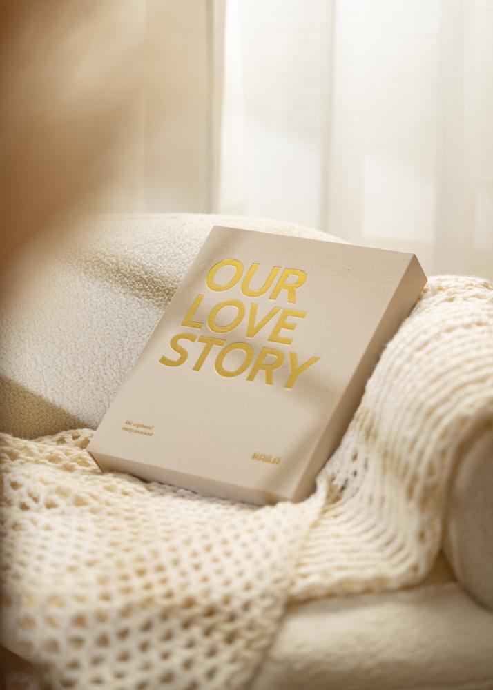 KAILA OUR LOVE STORY Creme - Coffee Table Photo Album (60 Mustaa sivua)