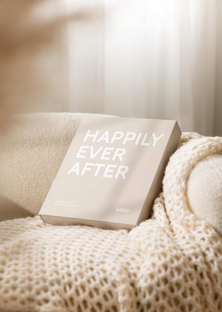 KAILA HAPPILY EVER AFTER Creme - Coffee Table Photo Album (60 Mustaa sivua)