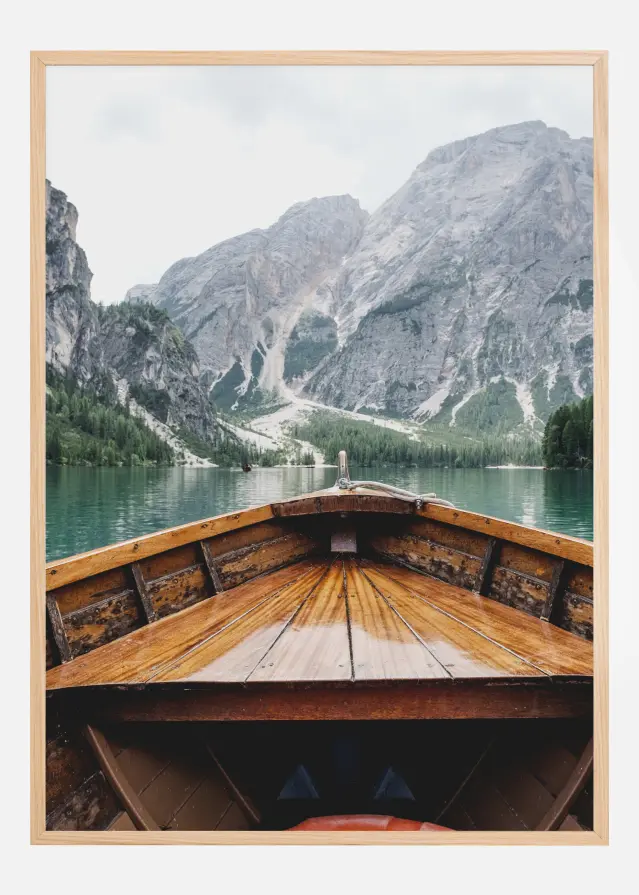 Boat In The Loch Juliste