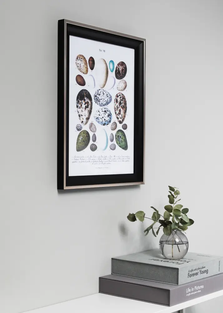 Kehys Öjaren Musta-Hopea 70x100 cm - Passepartout Musta 62x85 cm