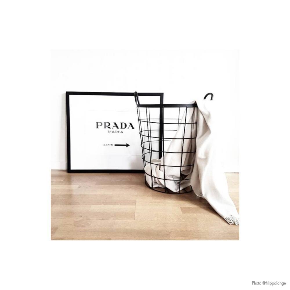 Prada Black Juliste